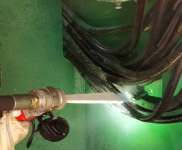 Essential Guide to Hydraulic Hose Cleaning Methods: Preserving Performance and Longevity Essential Guide to Hydraulic Hose Cleaning Methods: Preserving Performance and Longevity
